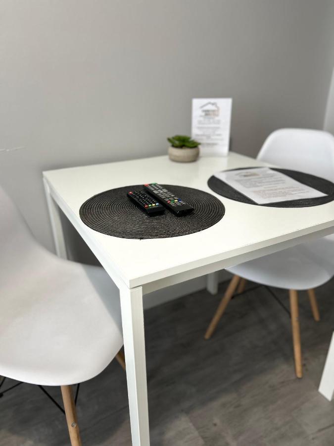 Noclegi Comfort - Self Check-In 24H 스비드니카 외부 사진